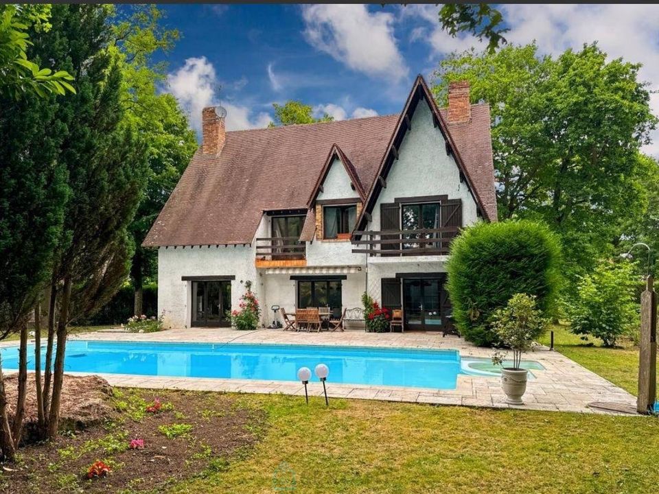 Villa in Saint-Sauveur-sur-Ecole, Seine-et-Marne - foto 2