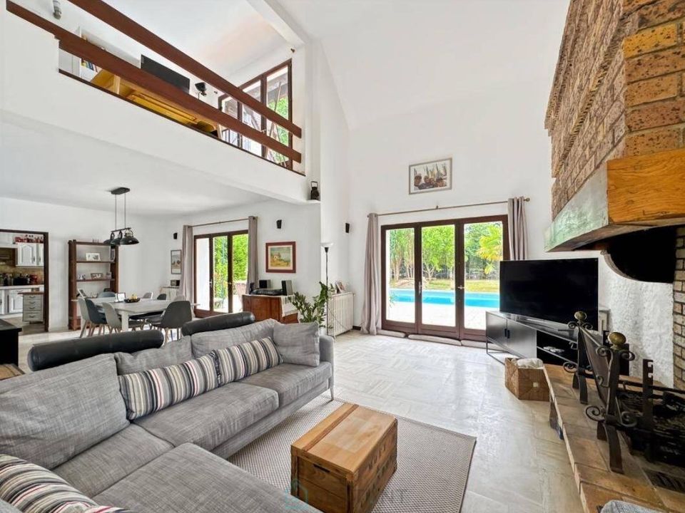 Villa in Saint-Sauveur-sur-Ecole, Seine-et-Marne - foto 5