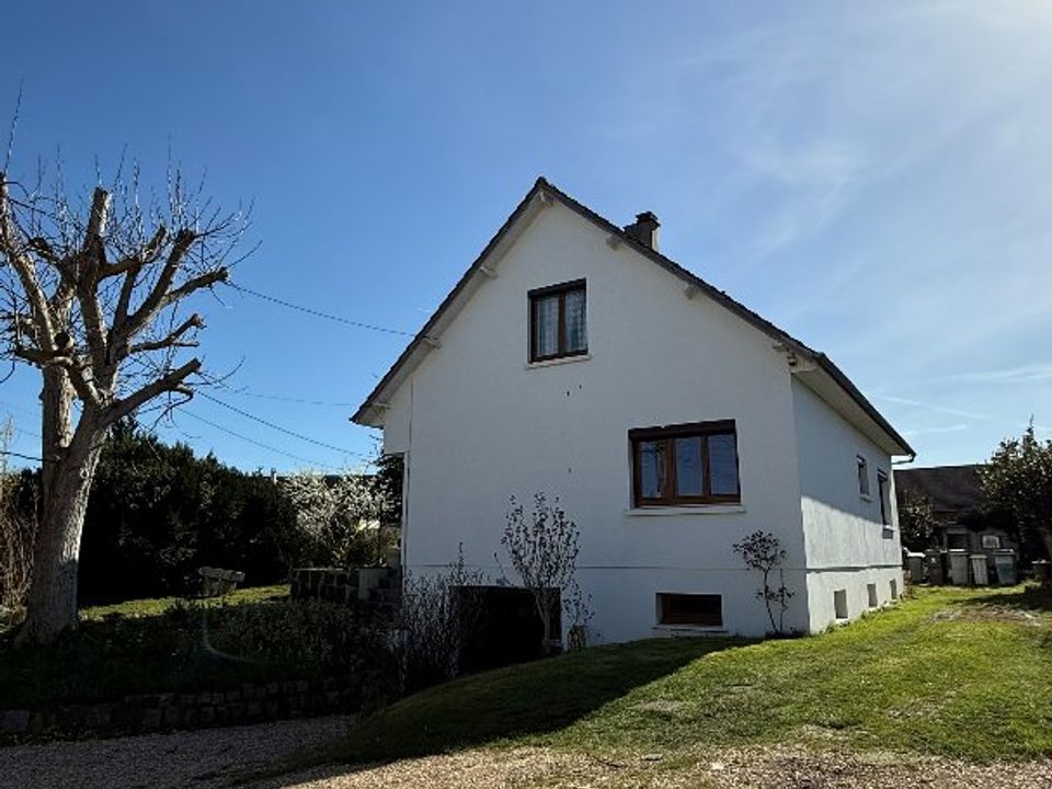 Villa en Saint-Pierre-les-Elbeuf, Seine-Maritime - foto 1