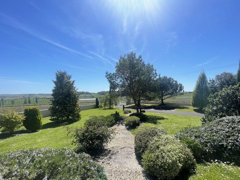 Villa en Barbezieux-Saint-Hilaire, Charente - foto 3