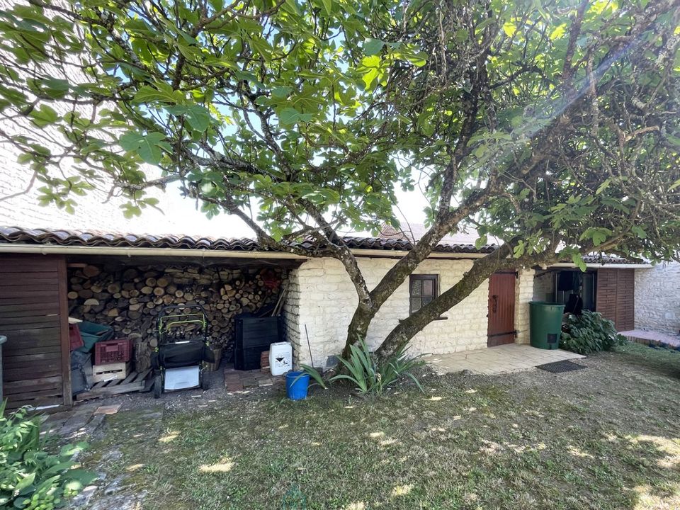 Dorpshuis in Echallat, Charente - foto 4