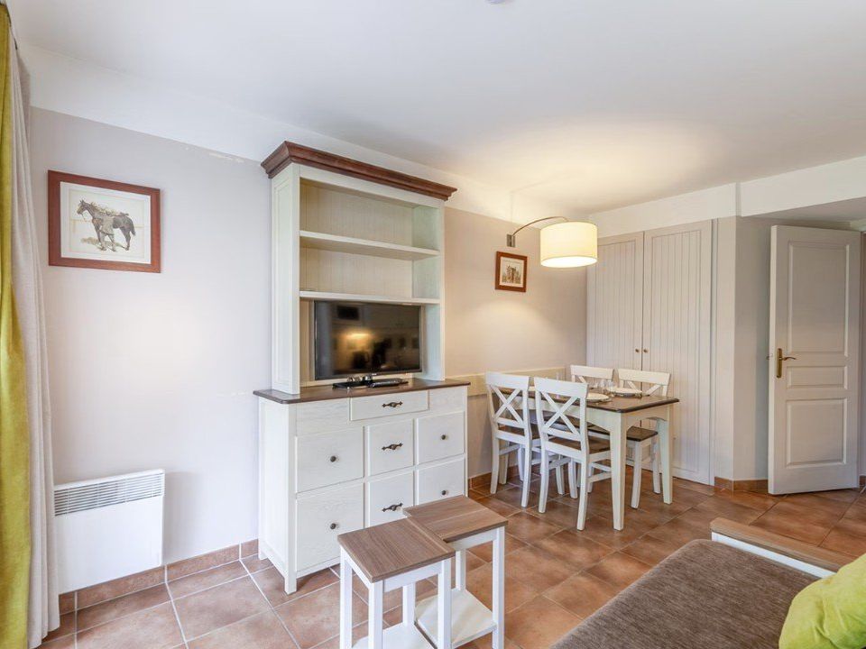 Local commercial - Branville, Calvados - photo 4