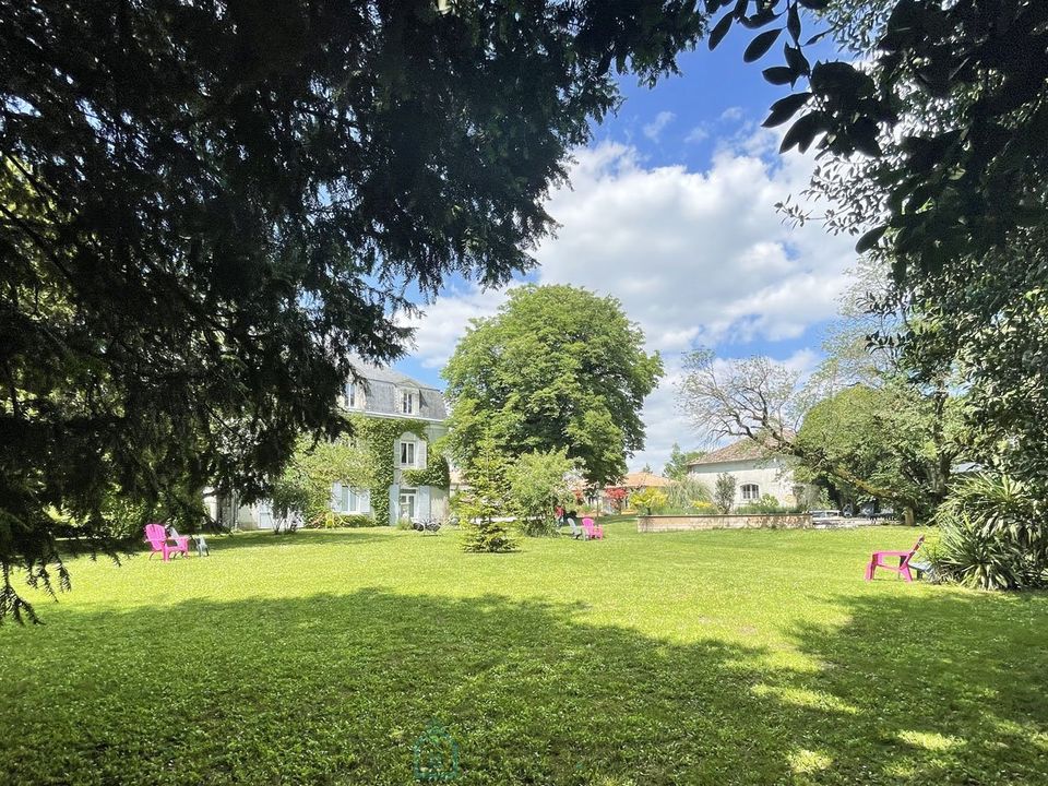Villa in Val-de-Cognac, Charente - foto 1