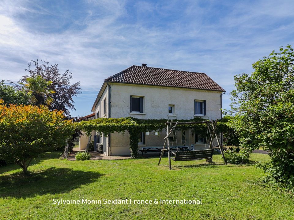 Villa en Coulaures, Dordogne - foto 1