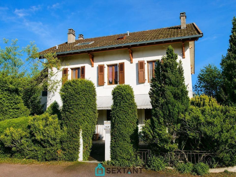 Rekkehus i Divonne-les-Bains, Ain - bilde 1