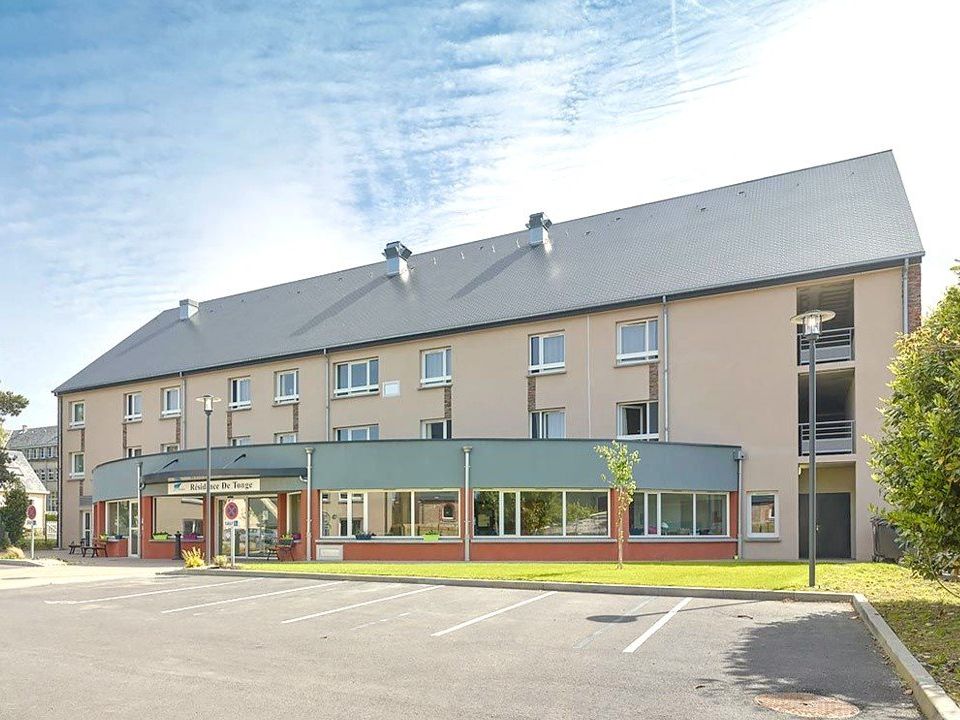 Commercieel vastgoed in Avranches, Manche - foto 1
