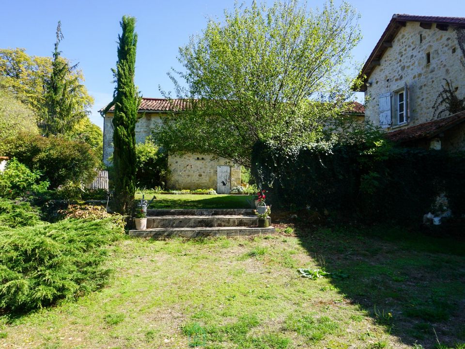 Villa i Javerlhac-Et-La-Chapelle-Saint-Robert, Dordogne - bilde 5