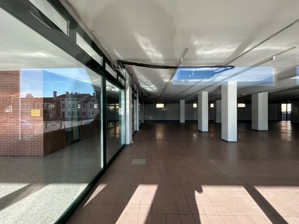 Erhvervsejendom i Mestrino, Padua - foto 1