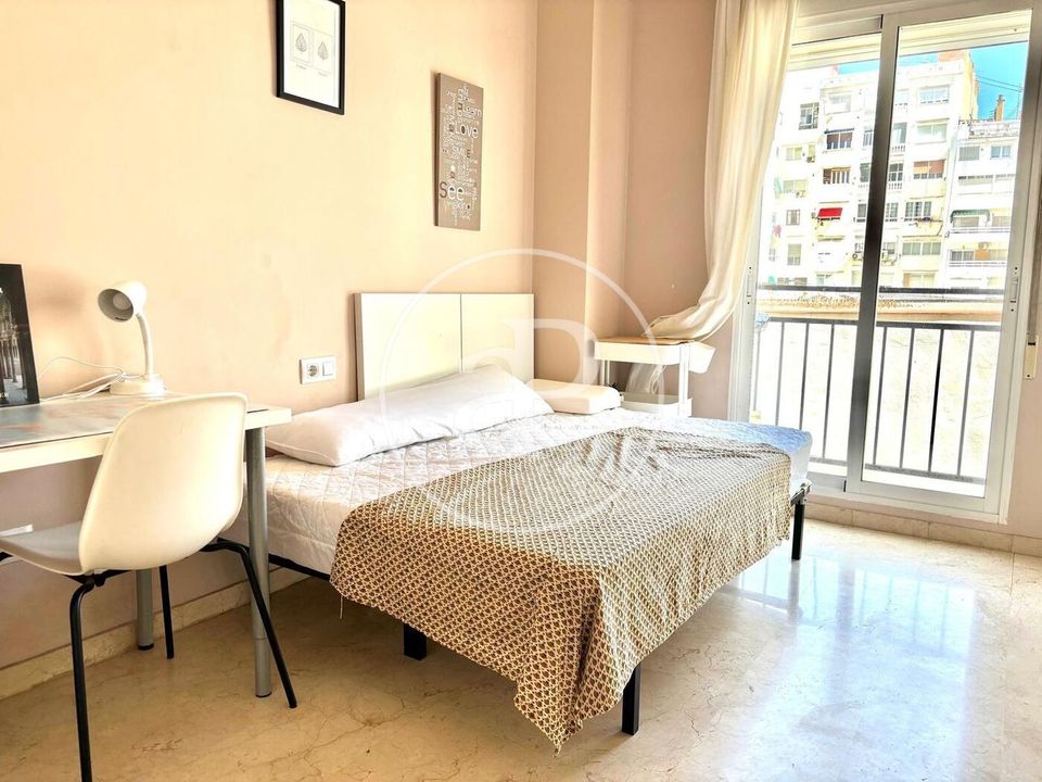 Apartment in Valencia, Valencia - photo 1