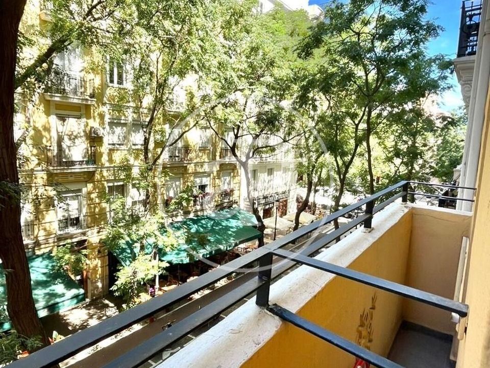 Apartment in Valencia, Valencia - photo 2