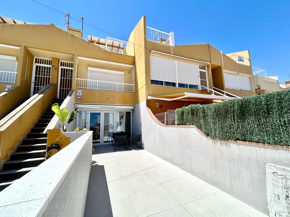 Lejlighed i Torrevieja, Alicante - foto 1