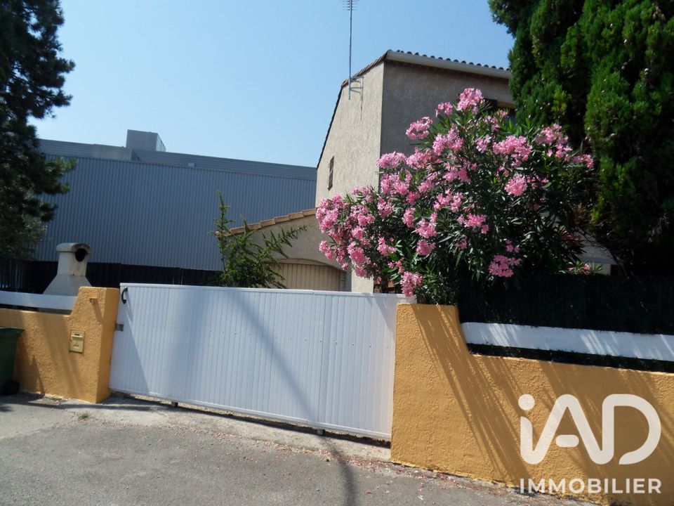 Erhvervsejendom i Nimes, Gard - foto 1