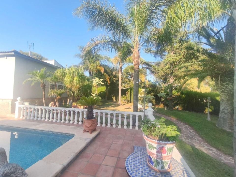 Villa - Paterna, Valencia - photo 5