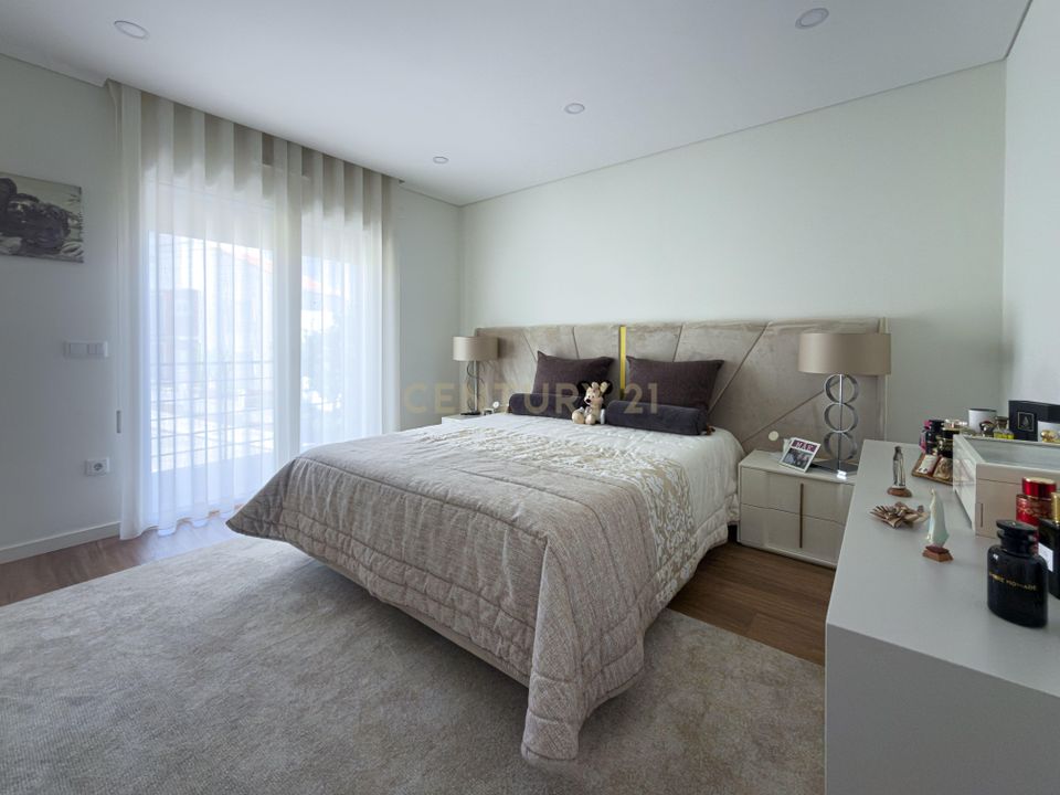 Villa en Santa Iria de Azoia, Lisbon - foto 4