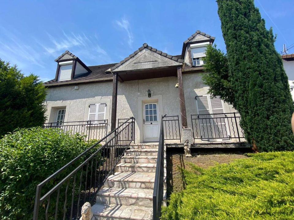Villa a Tremblay-en-France, Seine-Saint-Denis - foto 1