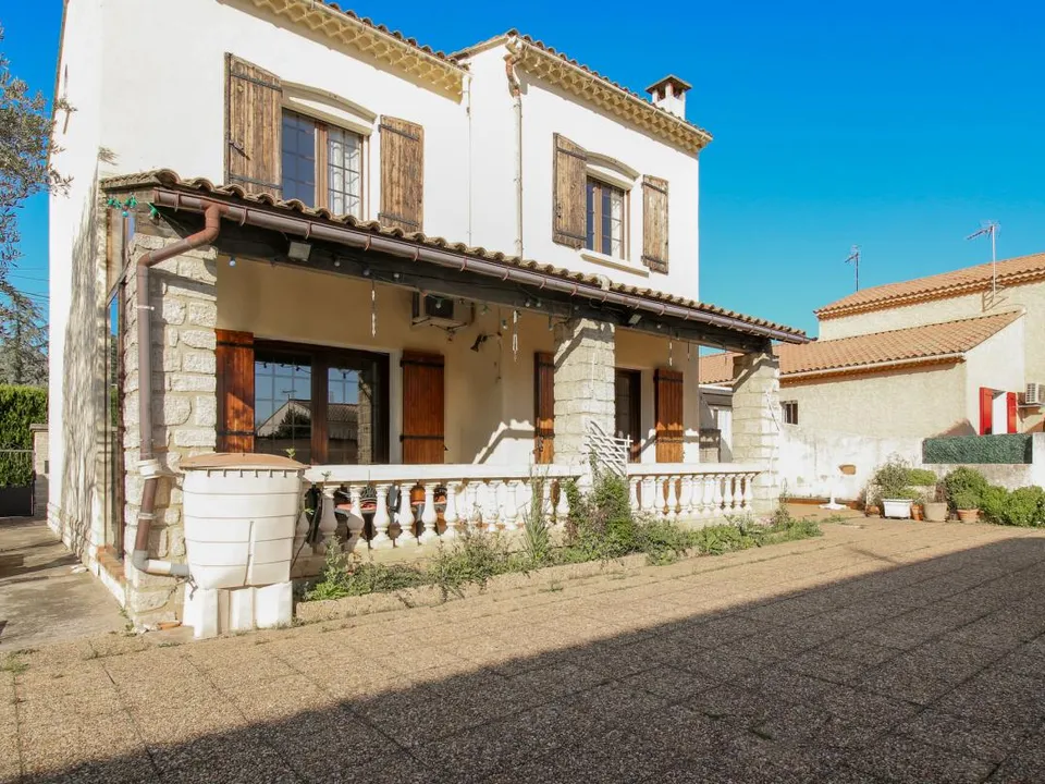 Villa - Avignon, Vaucluse - photo 1