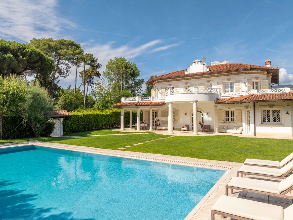 Villa a Forte dei Marmi, Lucca - foto 1
