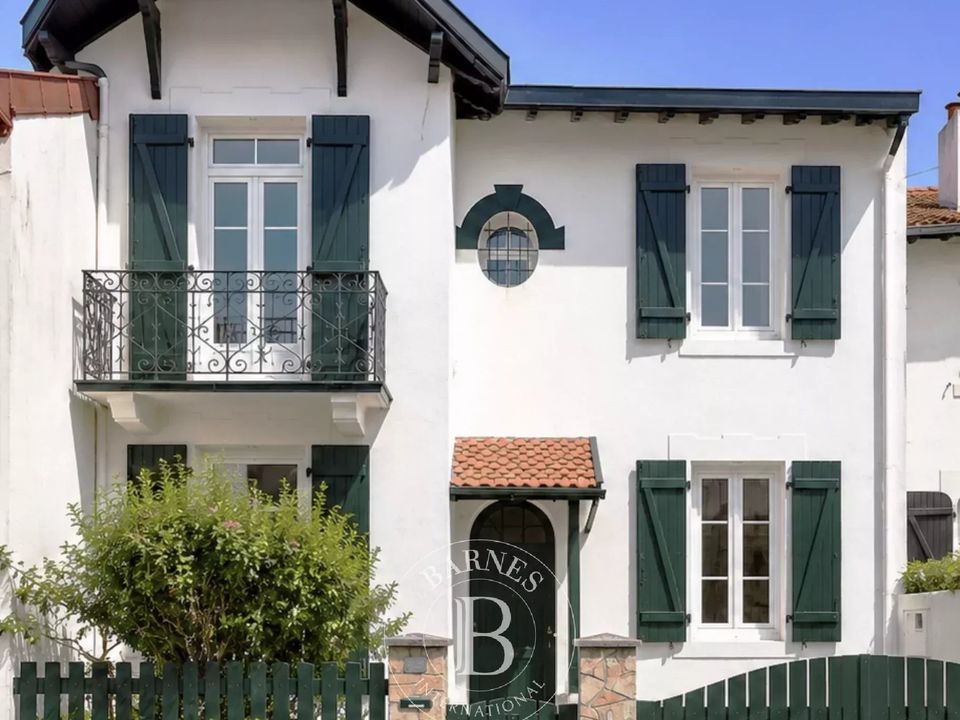 Villa i Biarritz, Pyrenees-Atlantiques - foto 1