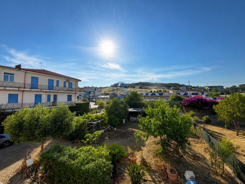Apartment in Riace, Reggio Calabria - photo 4