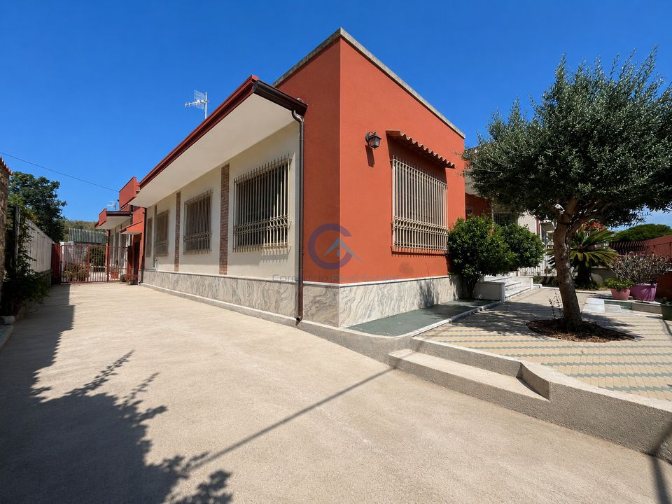 Villa i Catanzaro, Catanzaro - foto 1