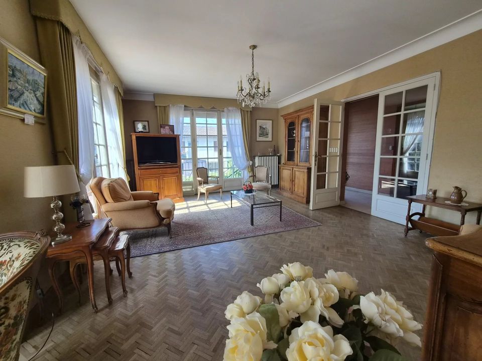 Villa i Auch, Gers - bilde 5