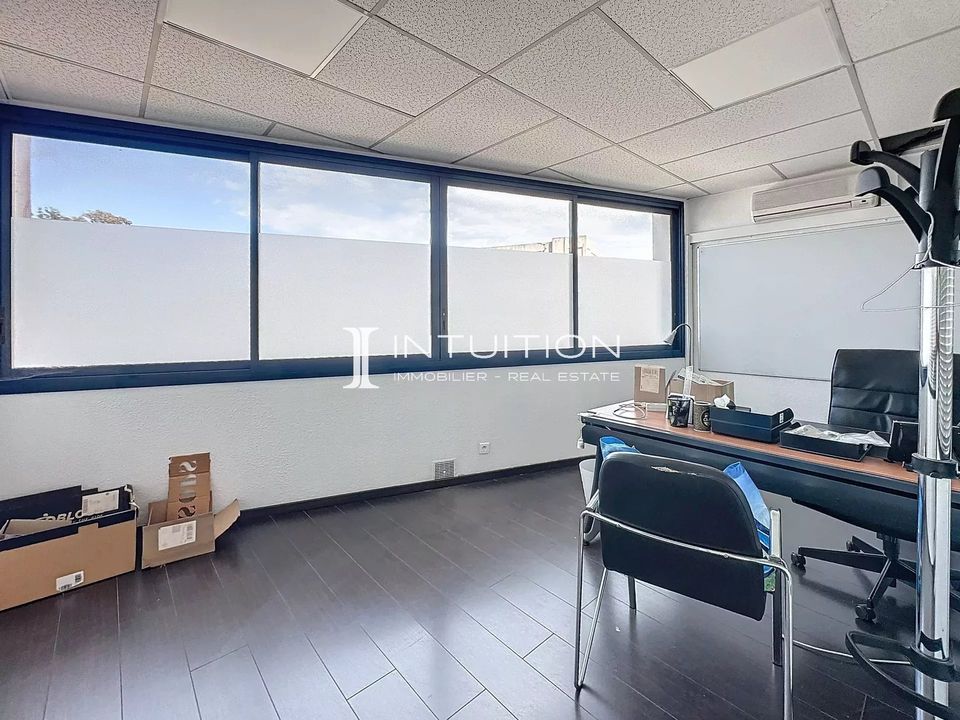 L'establiment comercial a Cannes, Alpes-Maritimes - foto 3