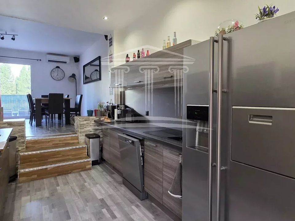 Villa en Sorgues, Vaucluse - foto 4