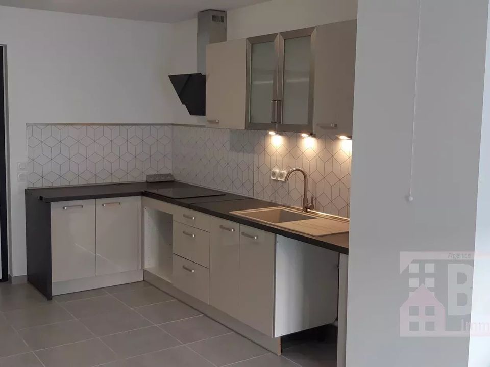 Apartment in Échirolles, Isere - photo 1