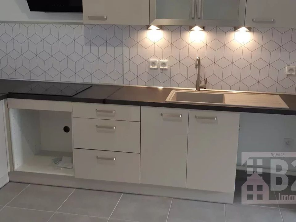 Apartment in Échirolles, Isere - photo 3