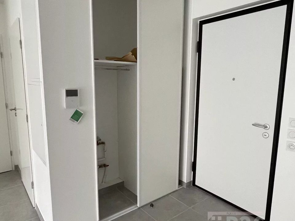 Apartment in Échirolles, Isere - photo 5