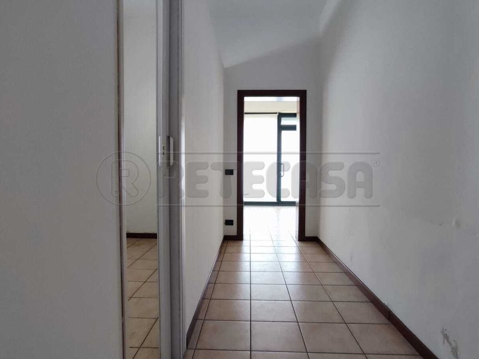 L'establiment comercial a Sarego, Vicenza - foto 5