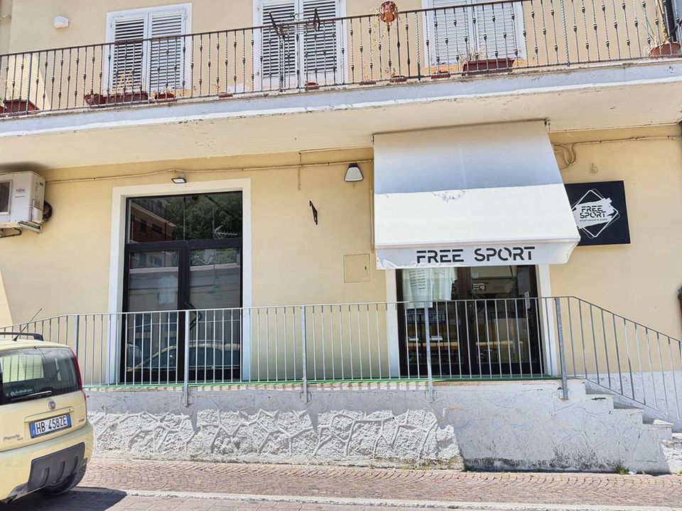 Propriedade comercial em Comunanza, Ascoli Piceno - foto 2