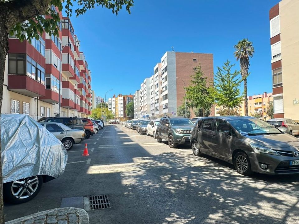Lejlighed i Amadora, Lisbon - foto 2
