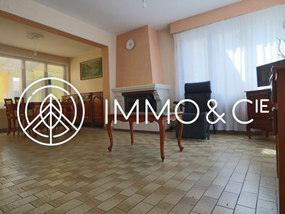 Villa i Lomme, Nord - foto 1