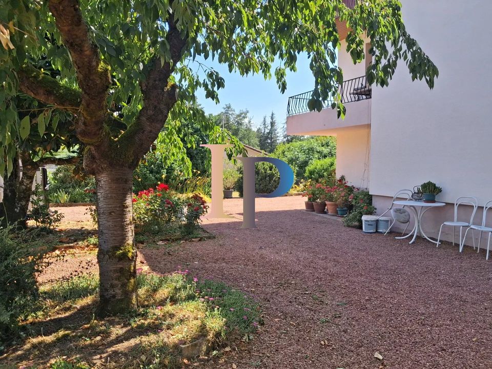 Villa in Pouilly-sous-Charlieu, Loire - foto 3