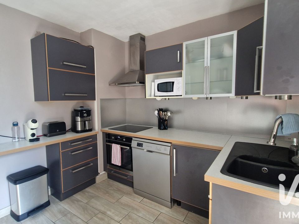 Apartment in Le Pont-de-Claix, Isere - photo 4