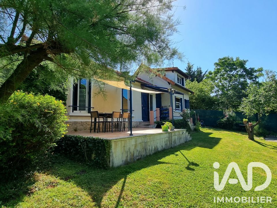 Villa i Sucy-en-Brie, Val-de-Marne - foto 1