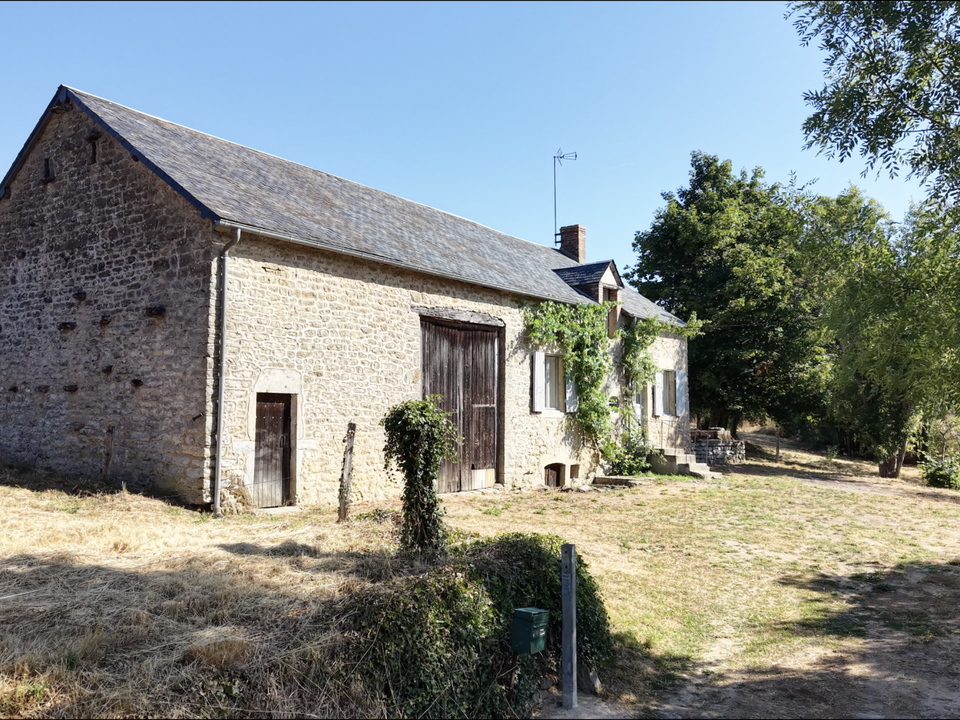 Villa en Biches, Nievre - foto 1