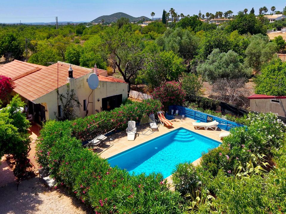 Villa i Almancil, Faro - foto 1