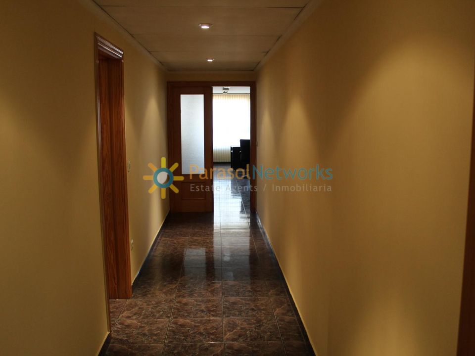 L'establiment comercial a Oliva, Valencia - foto 5