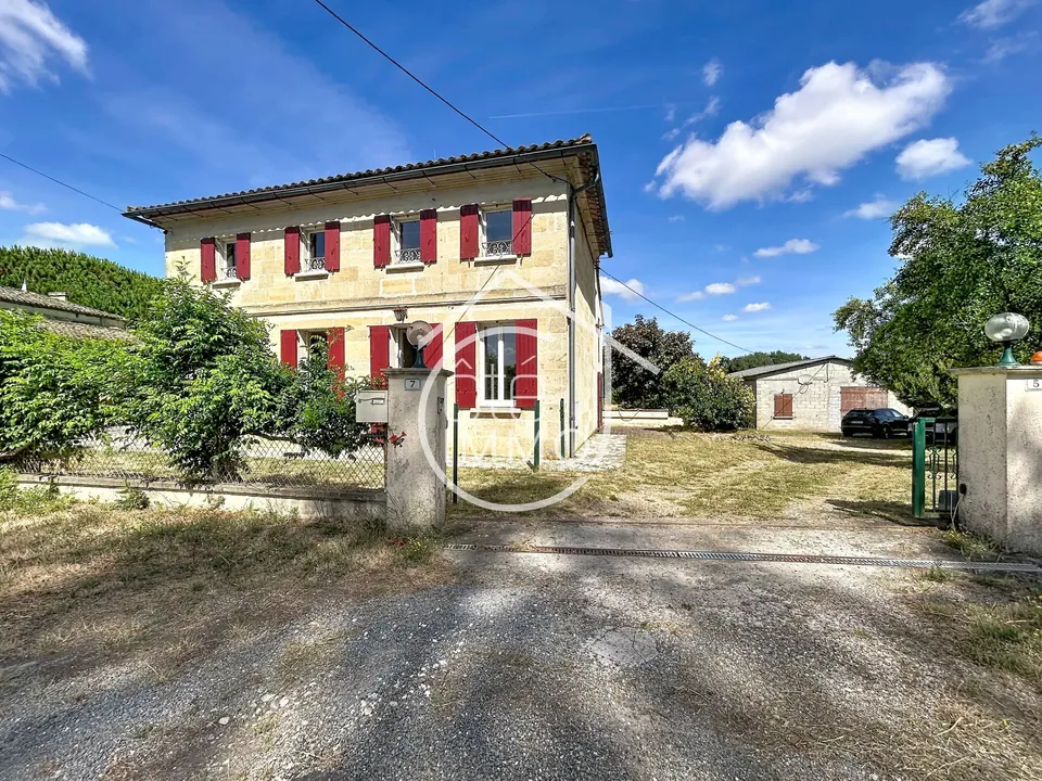 Villa i Saint-Magne-de-Castillon, Gironde - foto 1