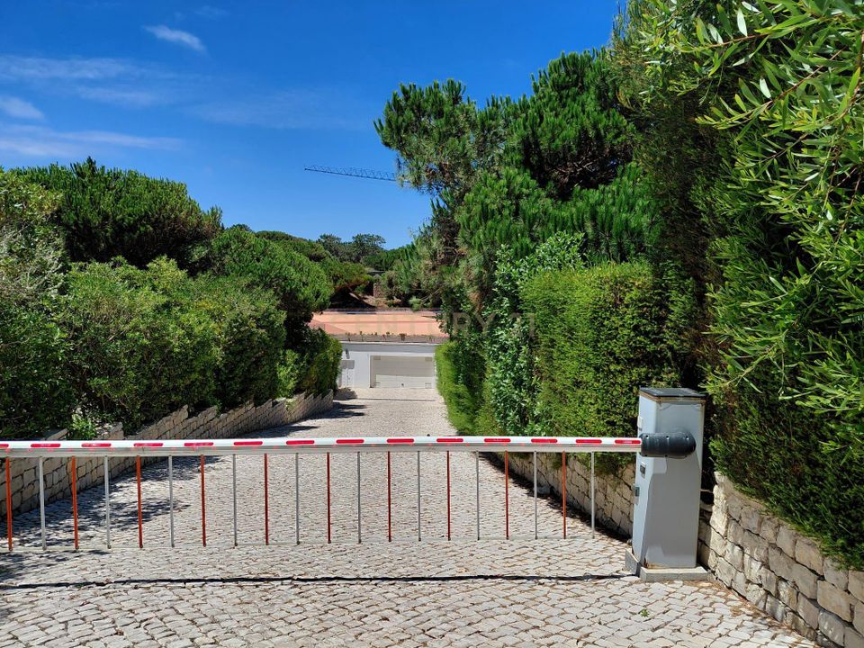 Parkeringsplads i Obidos, Leiria - foto 2
