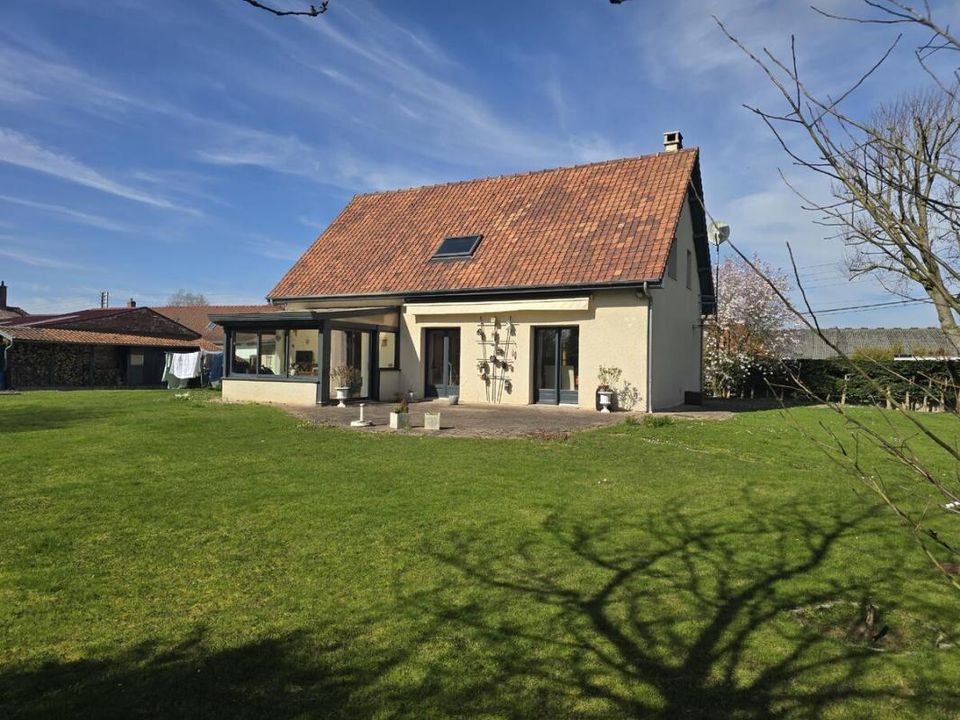 Villa in Izel-lès-Hameau, Pas-de-Calais - foto 1