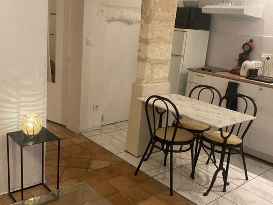 Studio in Avignon, Vaucluse - photo 1