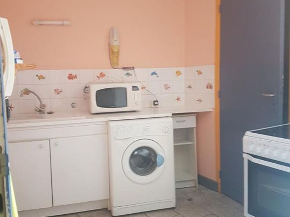 Apartment in Roanne, Loire - photo 2