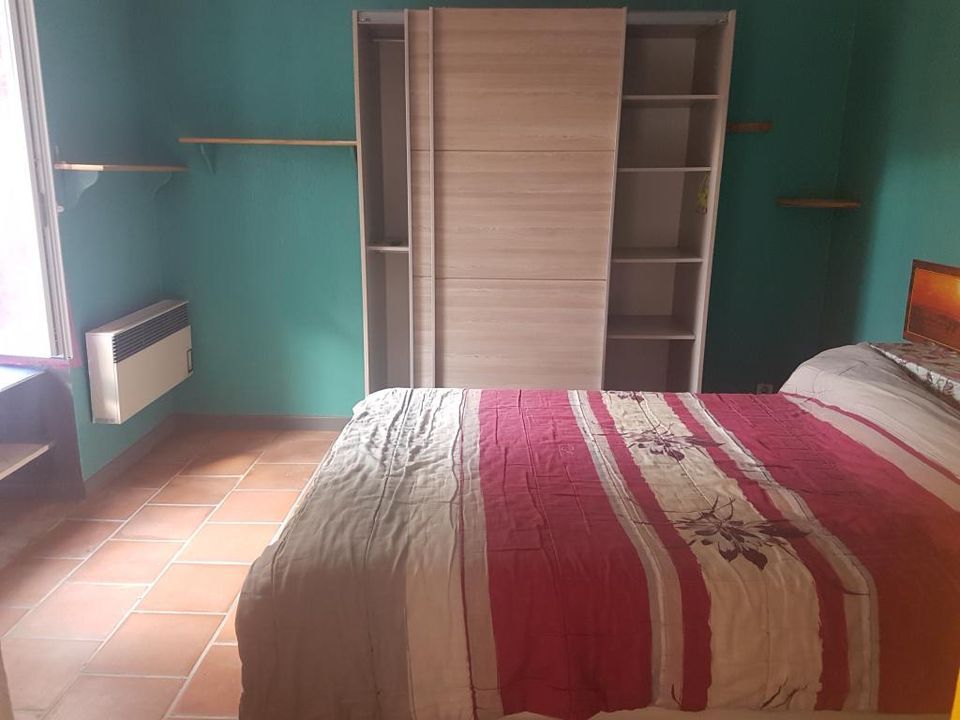 Apartment in Roanne, Loire - photo 4
