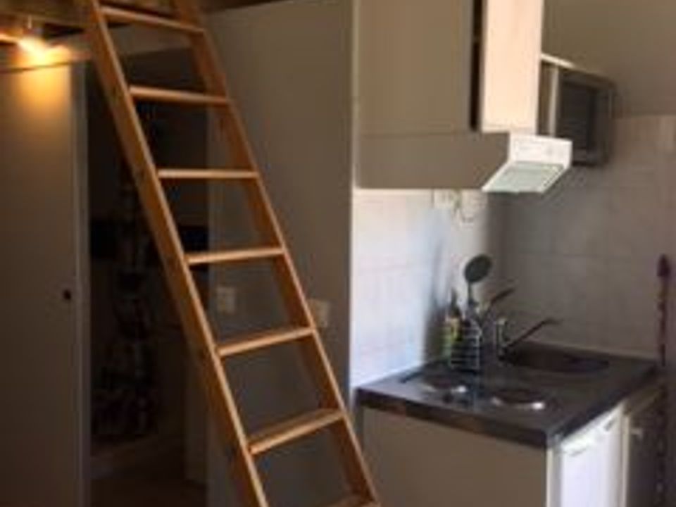 Studio in Grenoble, Isere - photo 1
