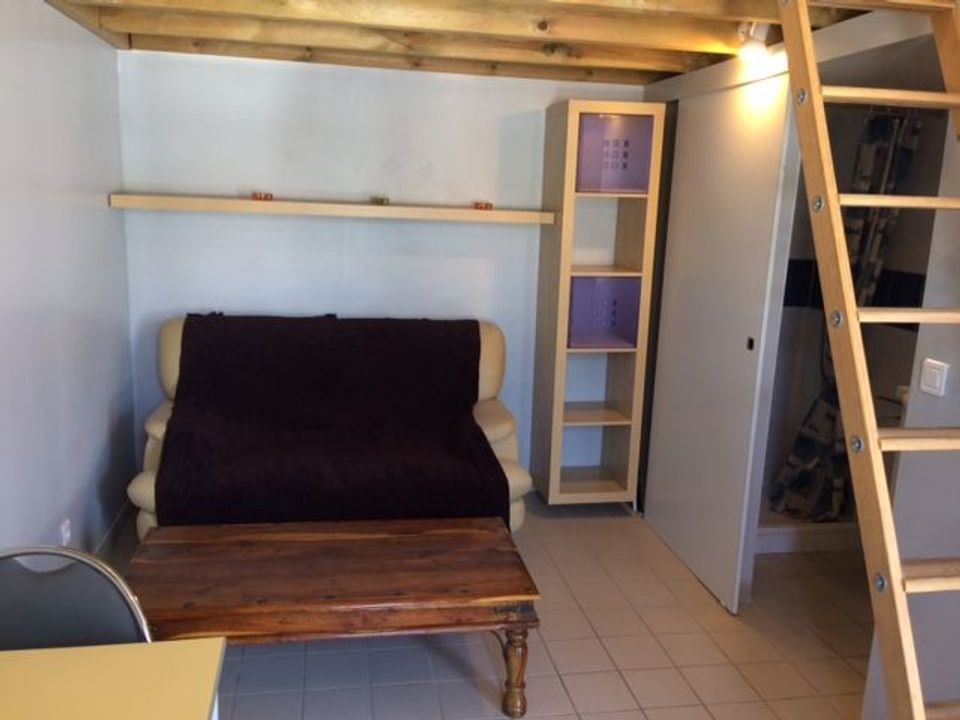 Studio in Grenoble, Isere - photo 2