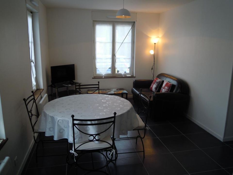Apartment in Lisieux, Calvados - photo 2