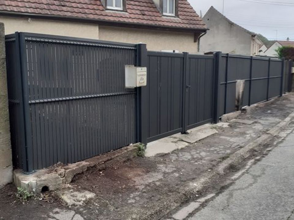 Apartment in Monchy-Saint-Éloi, Oise - photo 3